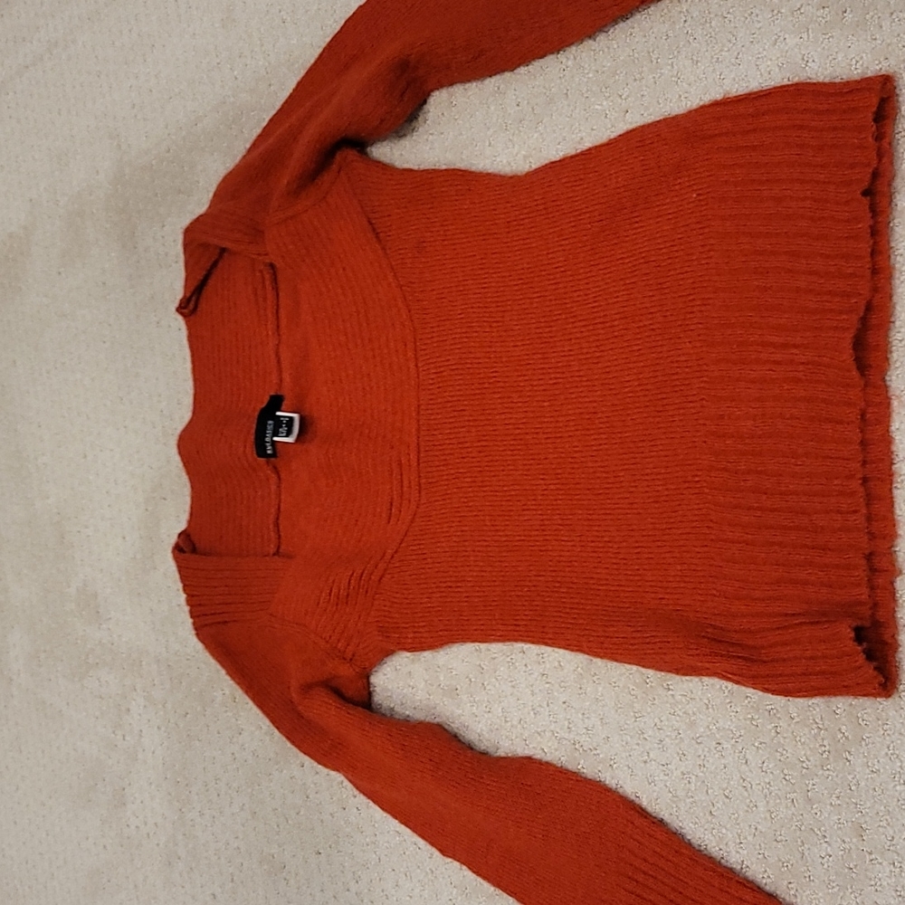 Sweater - Picture 3 of 3